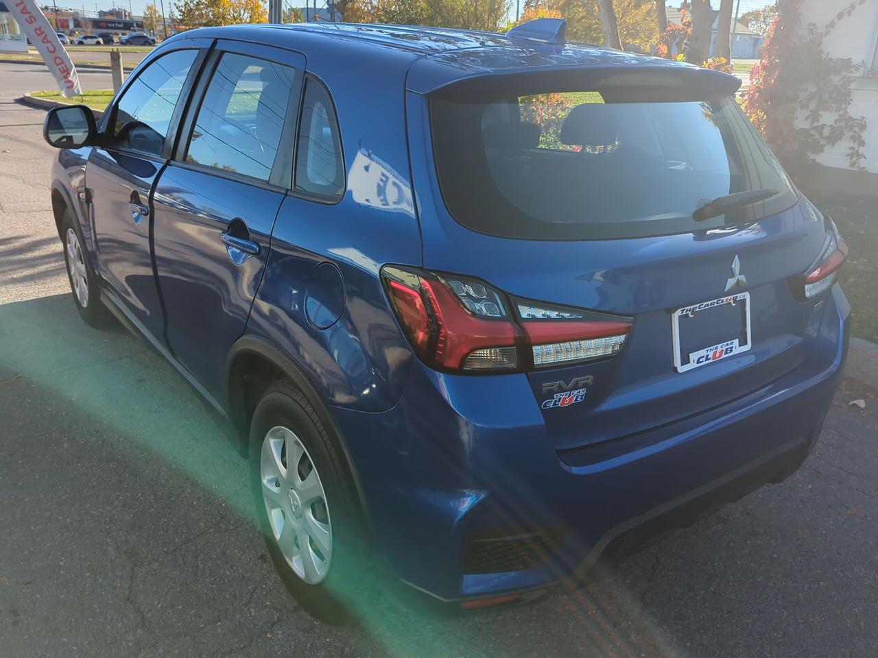 2022 Mitsubishi RVR ES