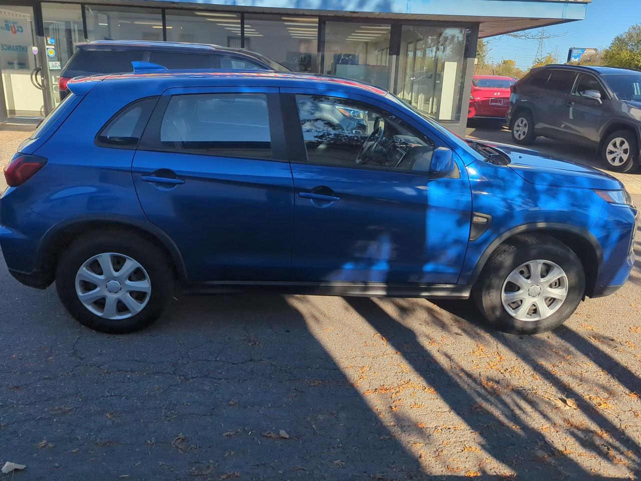 2022 Mitsubishi RVR ES