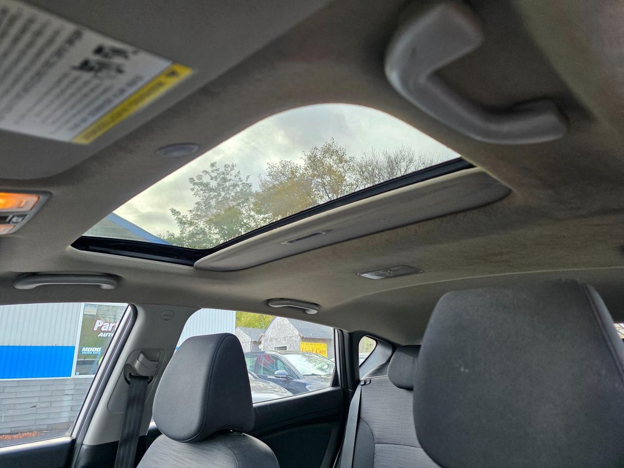 2017 Hyundai Accent SE Photo