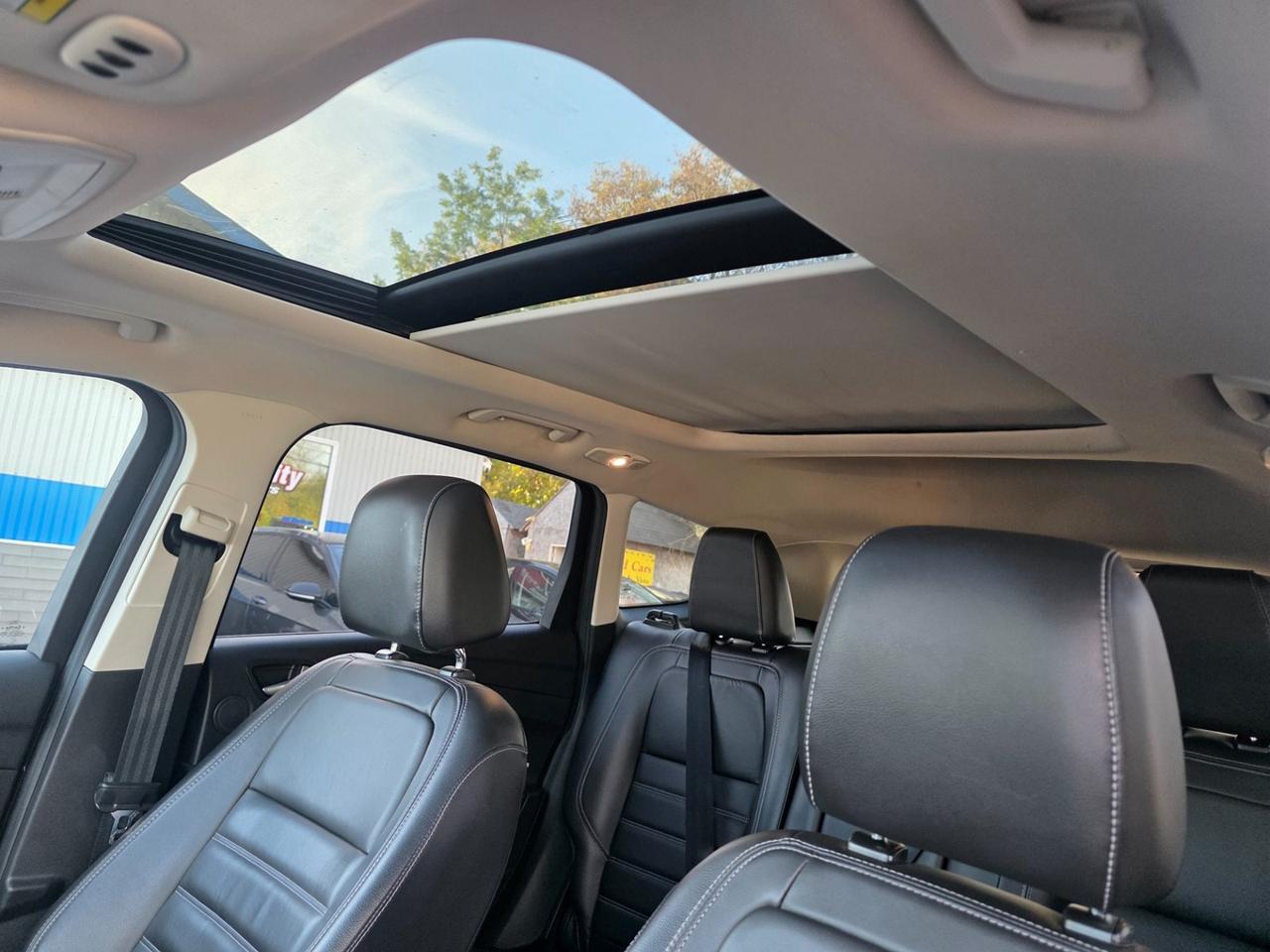 2017 Ford Escape Titanium Photo