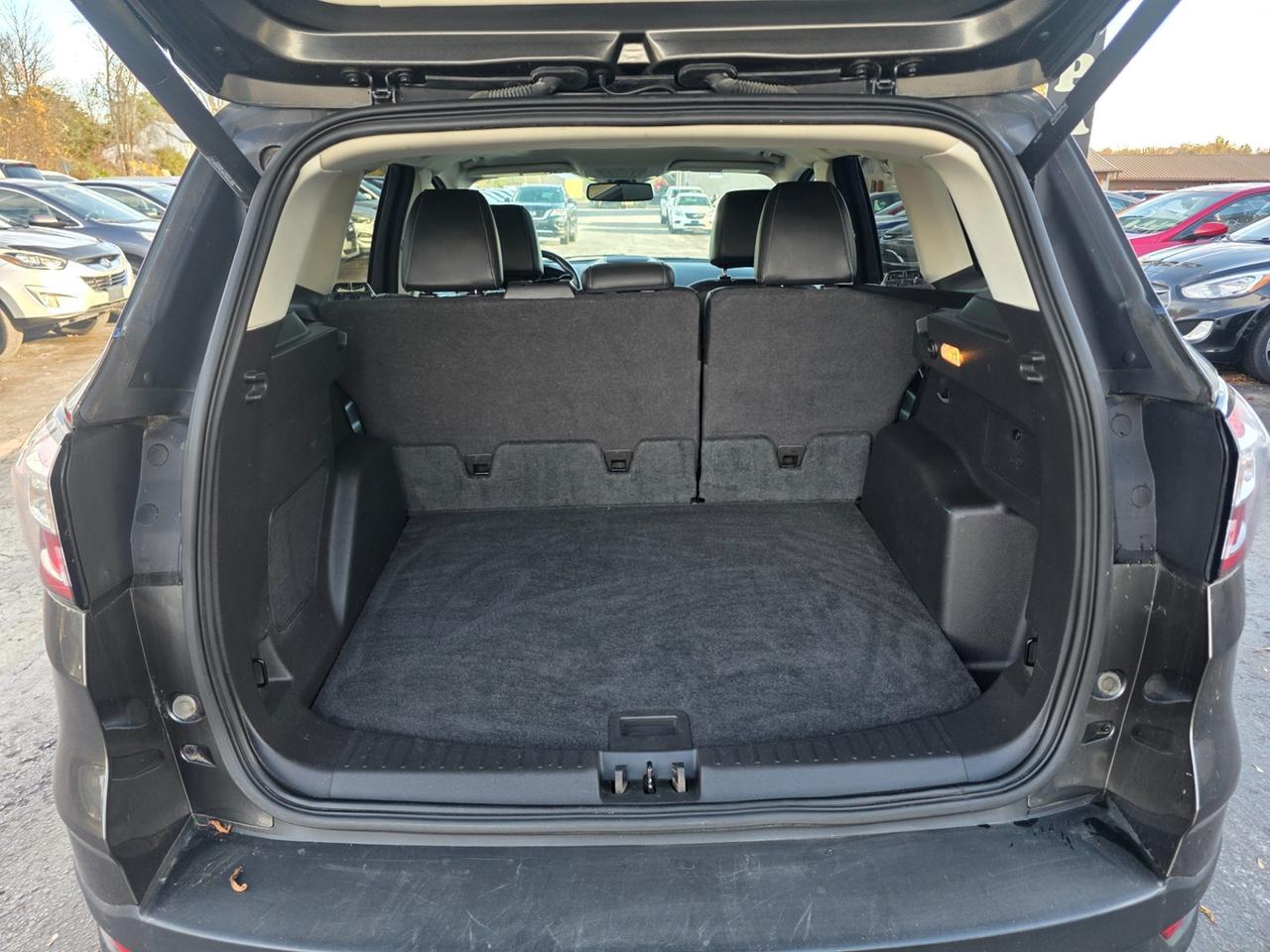 2017 Ford Escape Titanium Photo