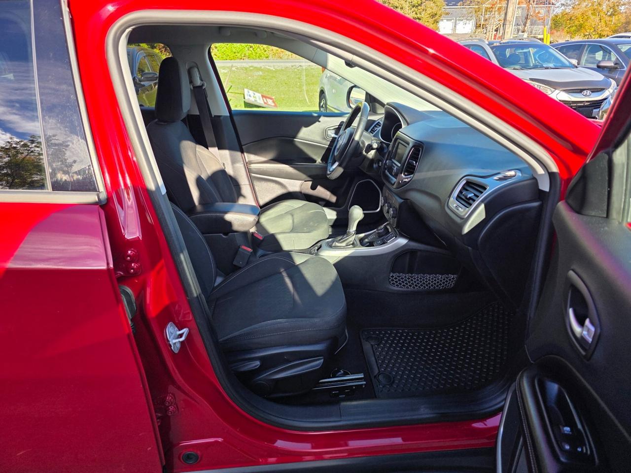 2018 Jeep Compass Sport Photo
