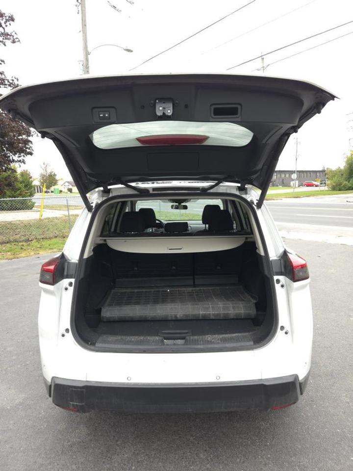 2025 Nissan Rogue AWD SV Moonroof Photo