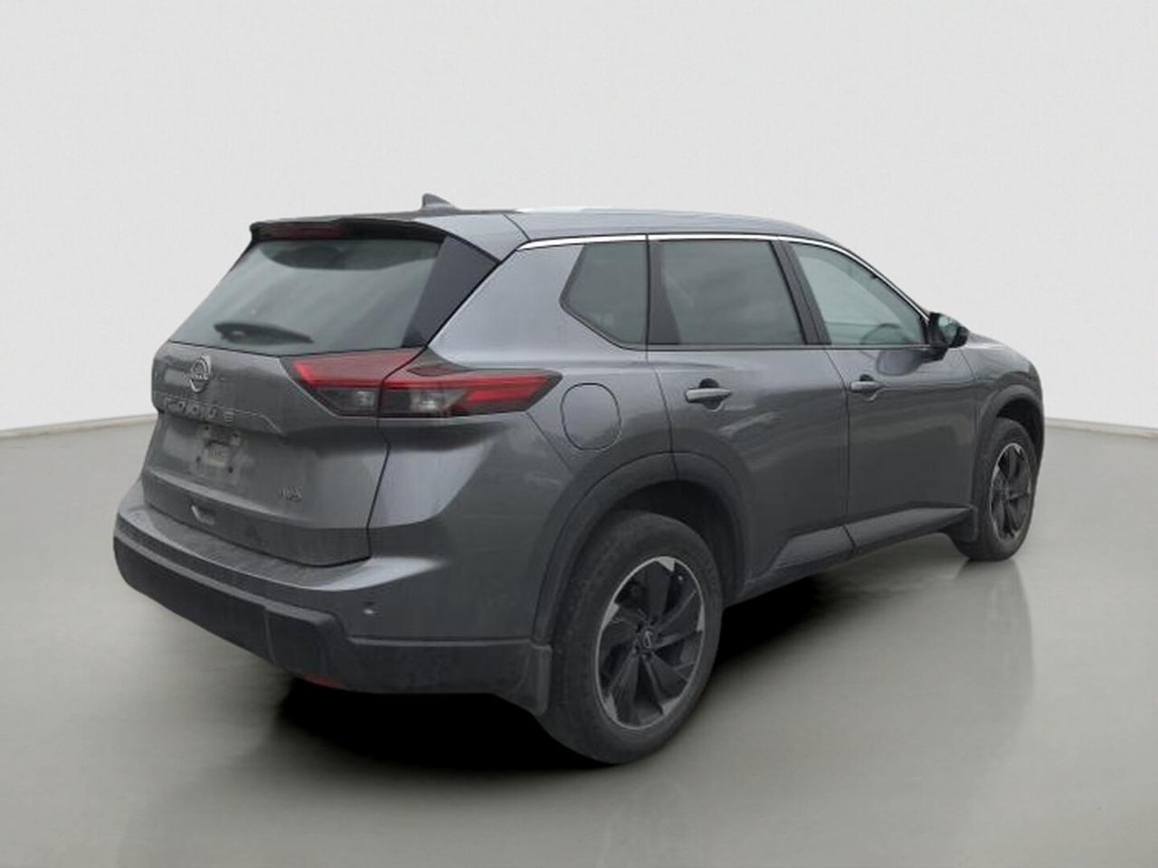 2025 Nissan Rogue AWD SV Moonroof Photo4