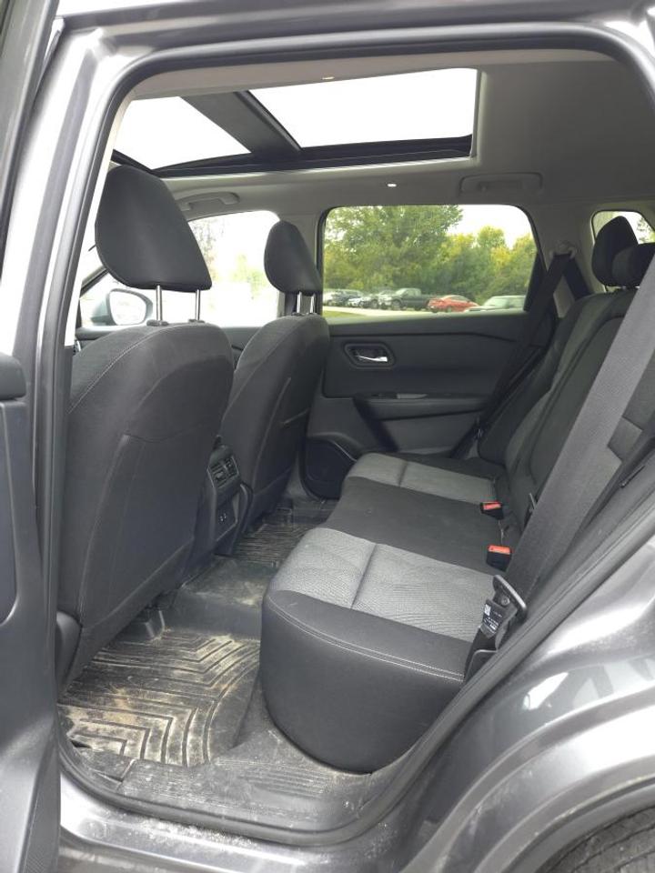 2025 Nissan Rogue AWD SV Moonroof Photo