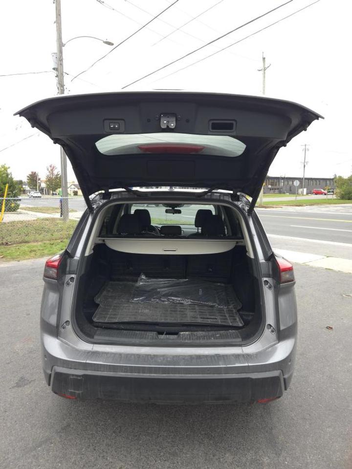 2025 Nissan Rogue AWD SV Moonroof Photo
