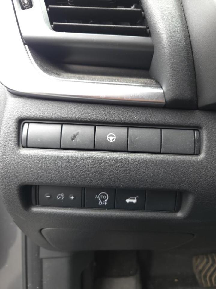 2025 Nissan Rogue AWD SV Moonroof Photo
