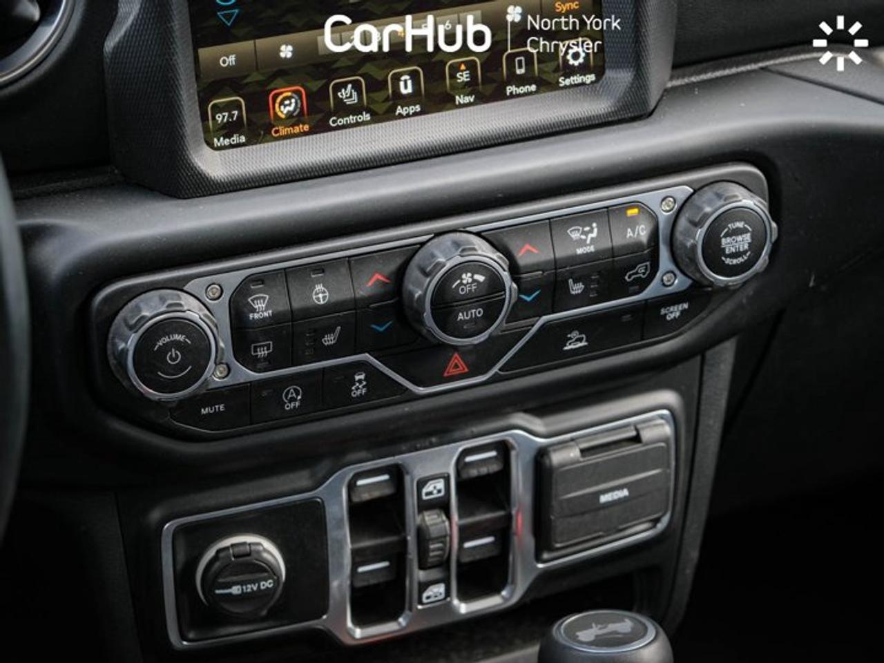 2023 Jeep Wrangler Sahara 3.6L Pentastar V6 | Cold Weather Group | LED Lighting Group | Body-Colour Freedom Top Photo