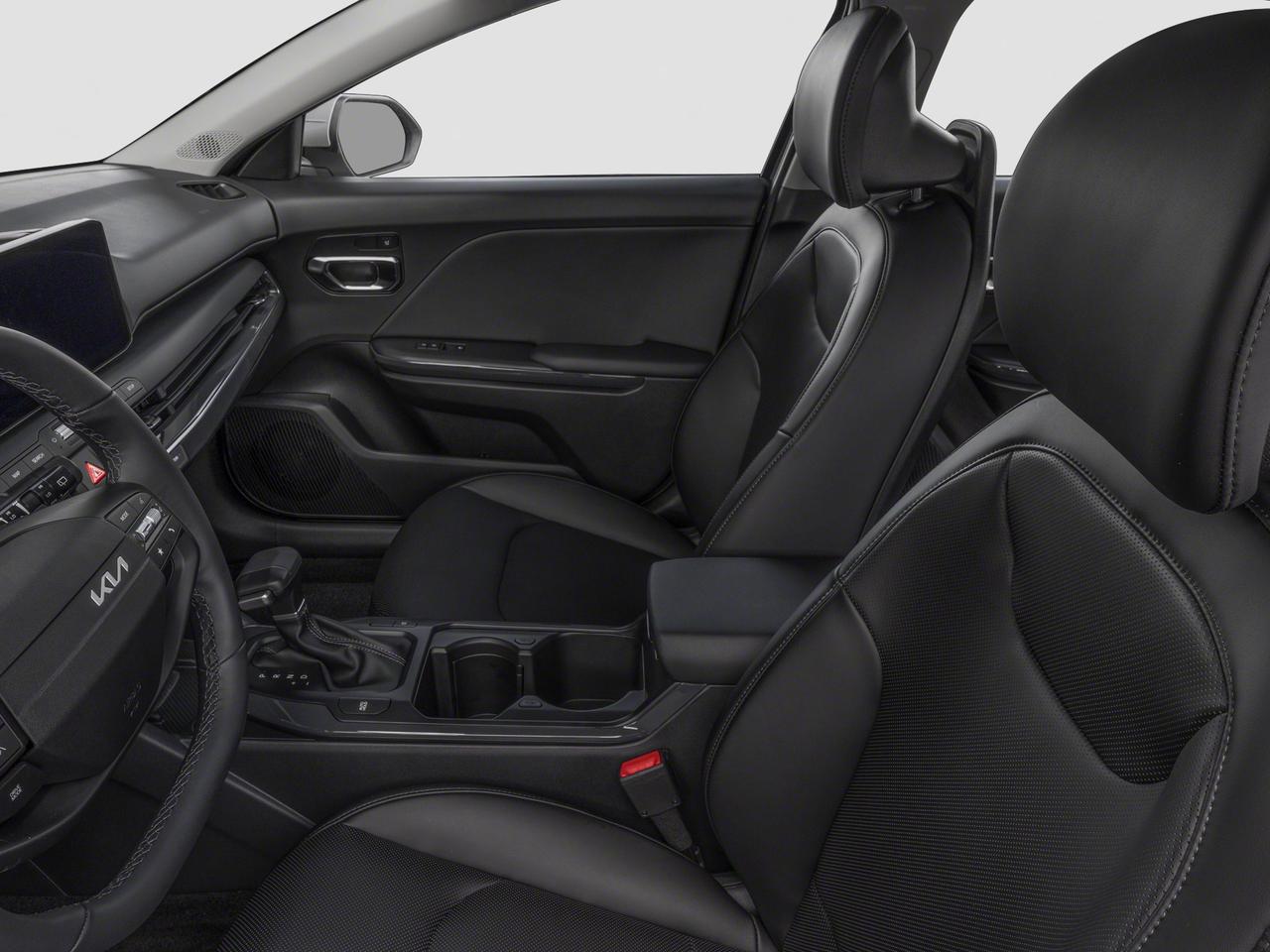 2027 Kia K4 Hatchback EX+ Photo