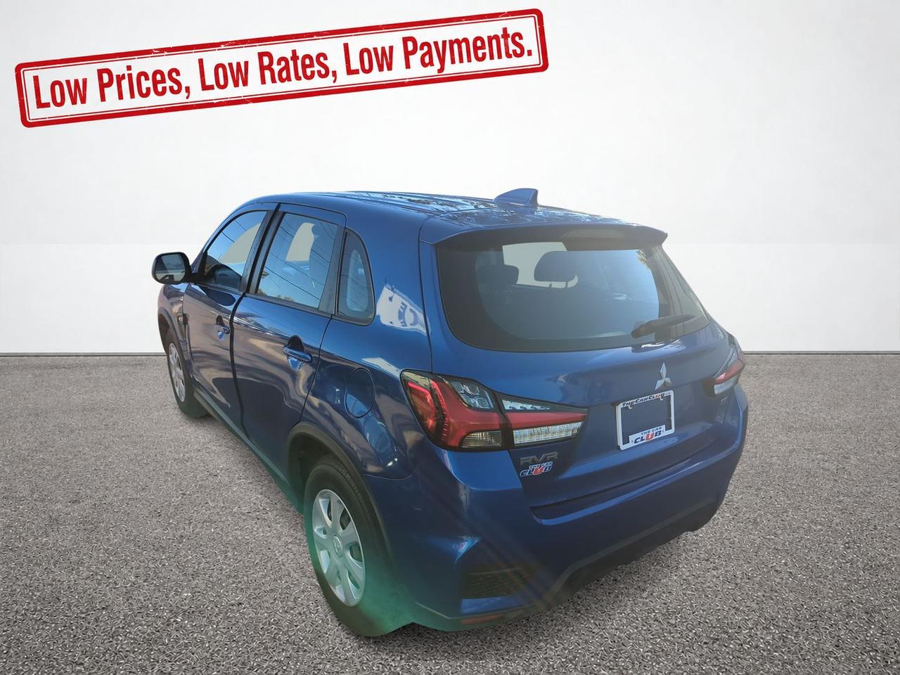 2022 Mitsubishi RVR ES