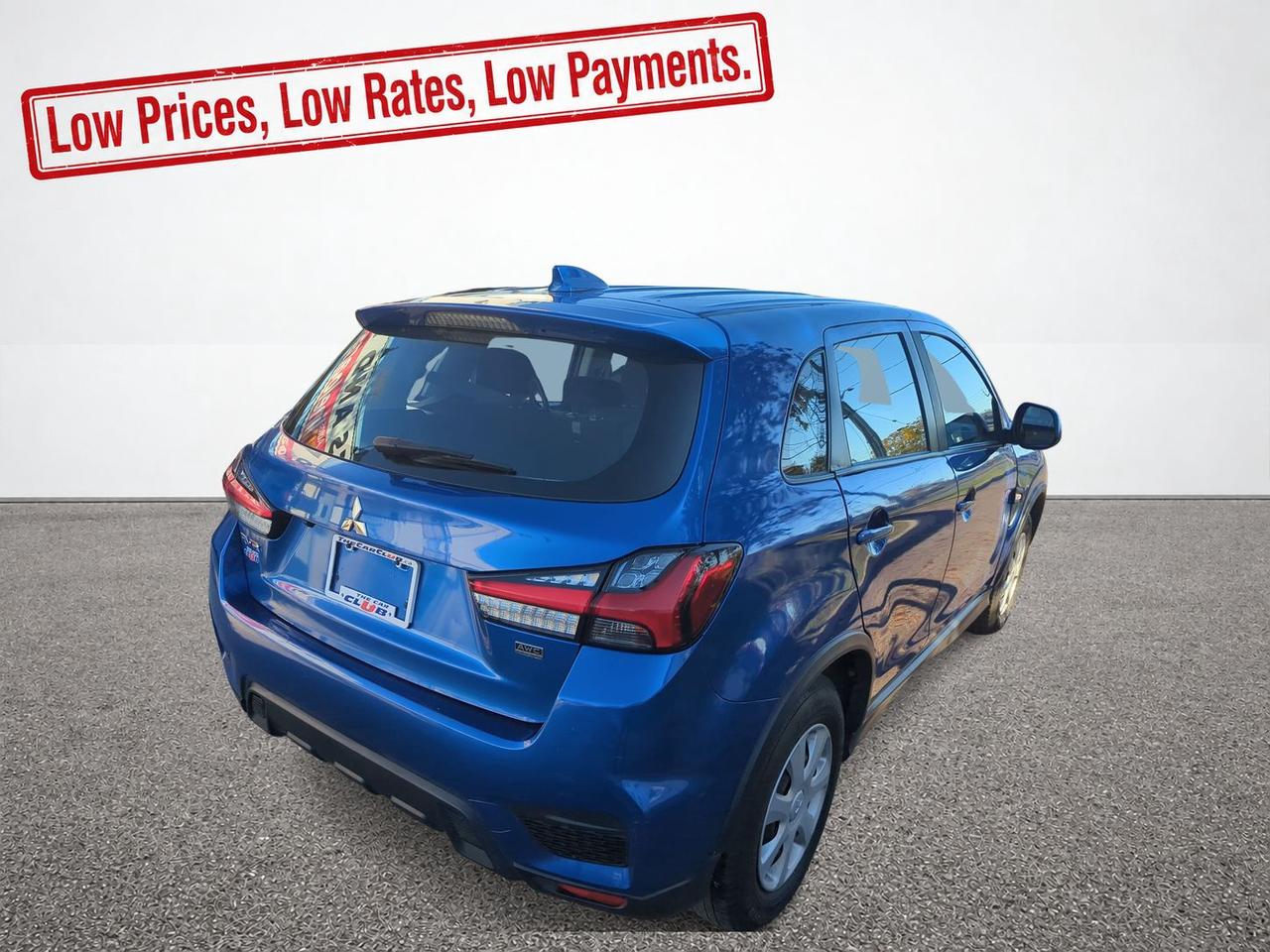 2022 Mitsubishi RVR ES