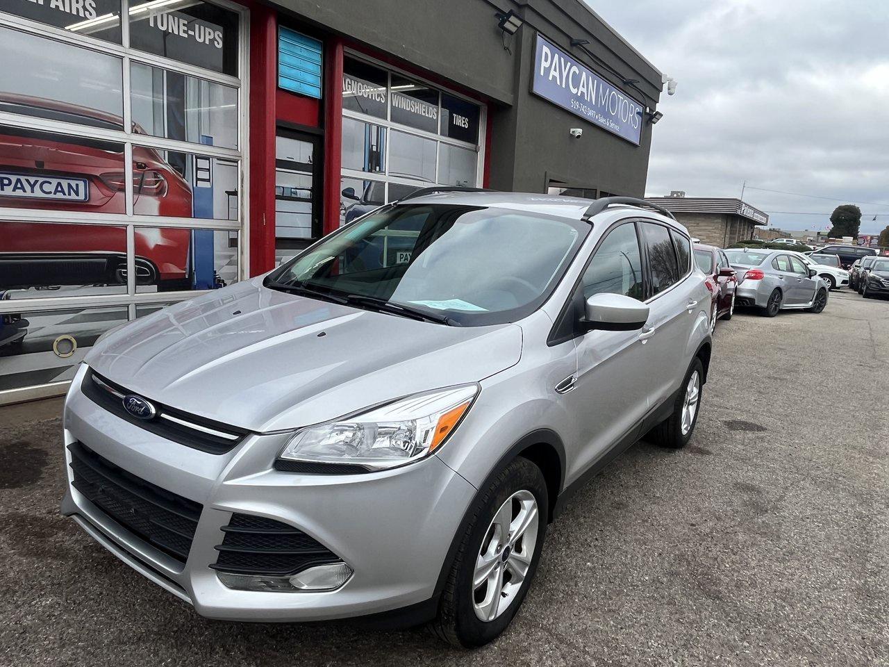 2016 Ford Escape SE Photo