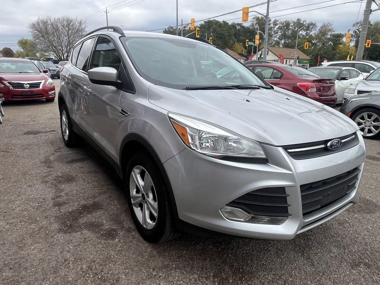 2016 Ford Escape SE Photo