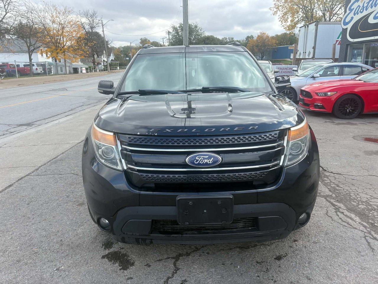 2011 Ford Explorer LIMITED Photo