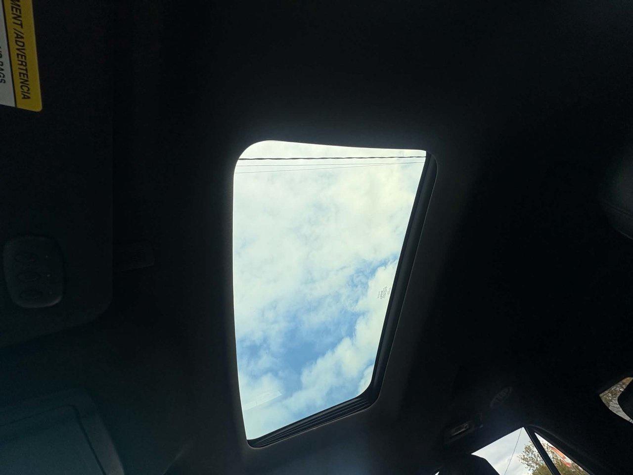 2011 Ford Explorer LIMITED - Photo #15