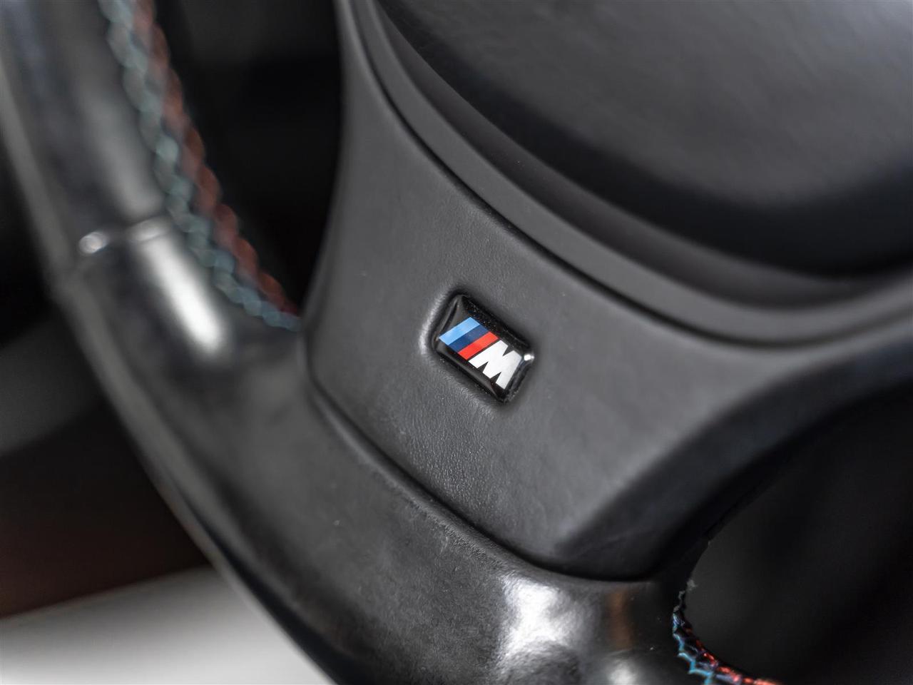 2013 BMW M5 BMW Individual|Very Rare Fire Orange Photo