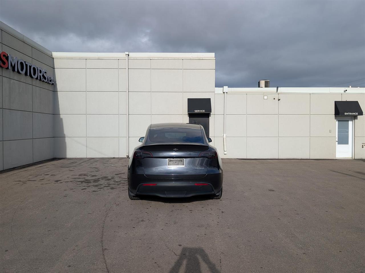 2024 Tesla Model Y LONG RANGE AWD - COMPUTER 4 - DUAL MOTOR Photo