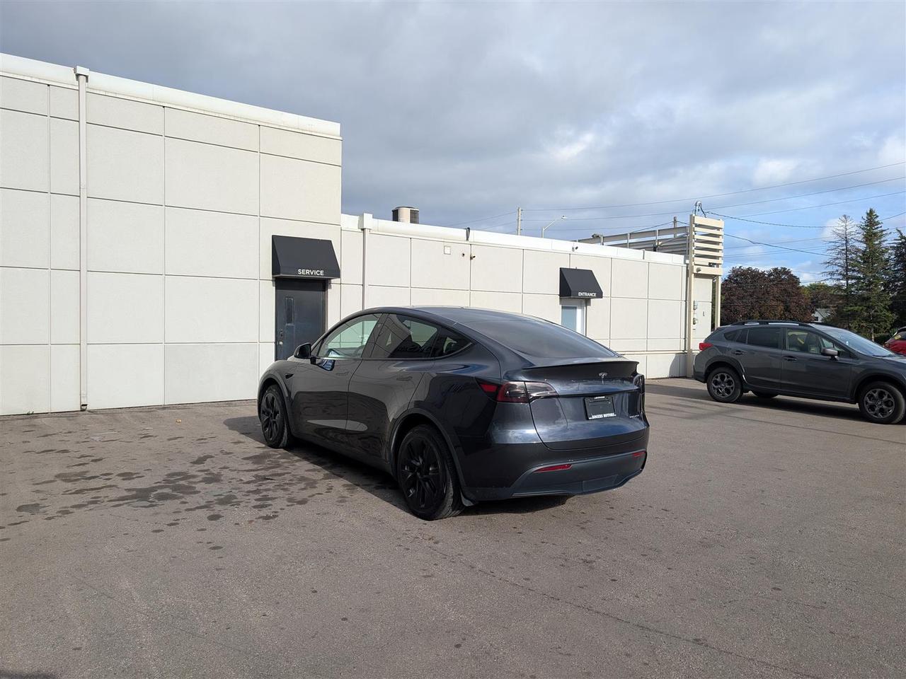2024 Tesla Model Y LONG RANGE AWD - COMPUTER 4 - DUAL MOTOR Photo