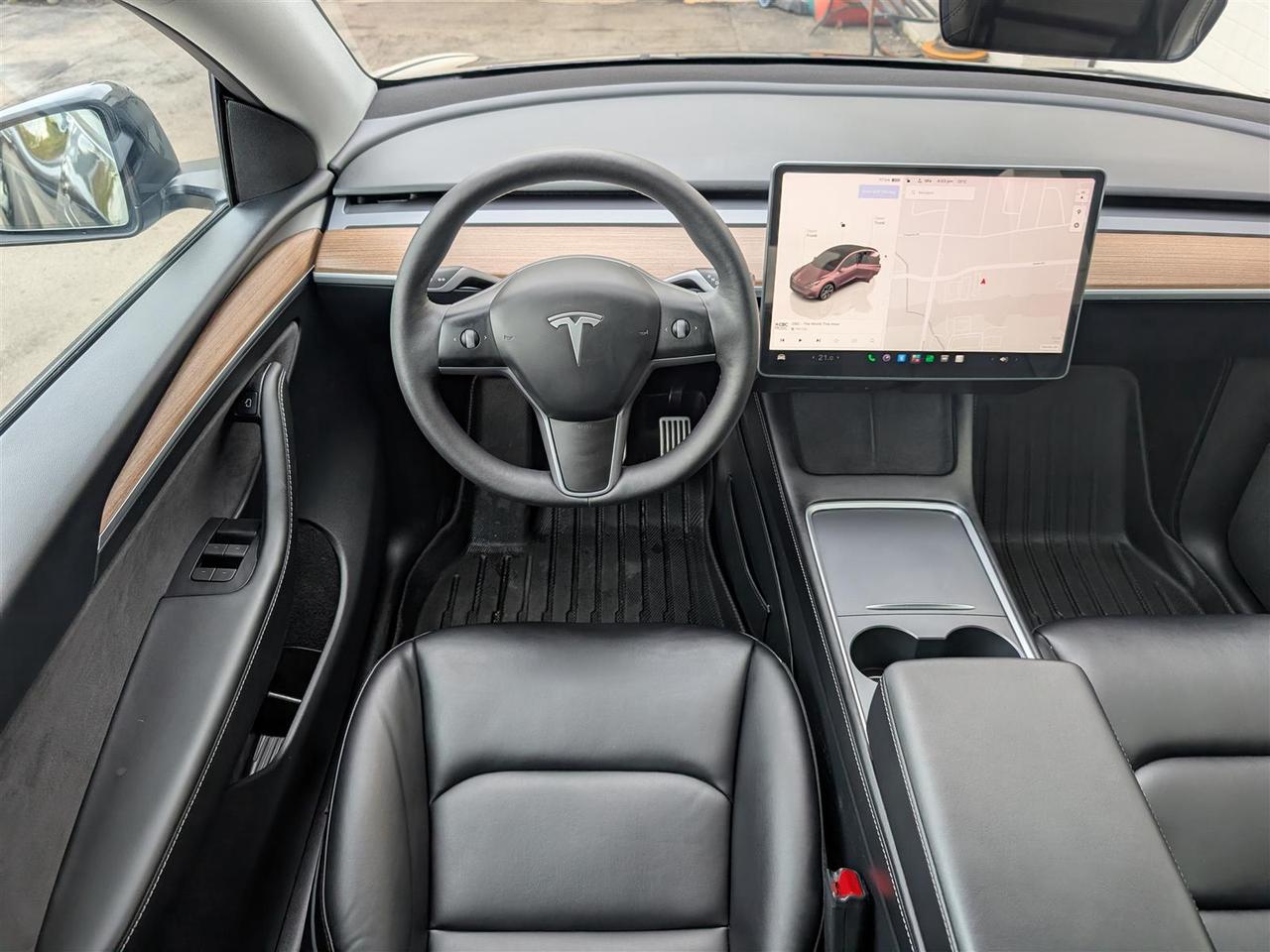 2024 Tesla Model Y LONG RANGE AWD - COMPUTER 4 - DUAL MOTOR Photo