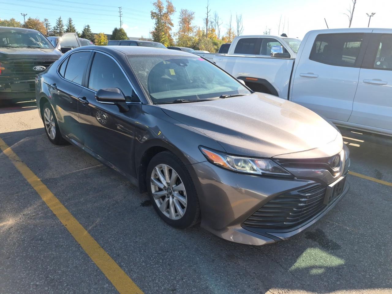 2019 Toyota Camry LE | APP CONNECT | HEATED SEATS | NO ACCIDENTS Photo2
