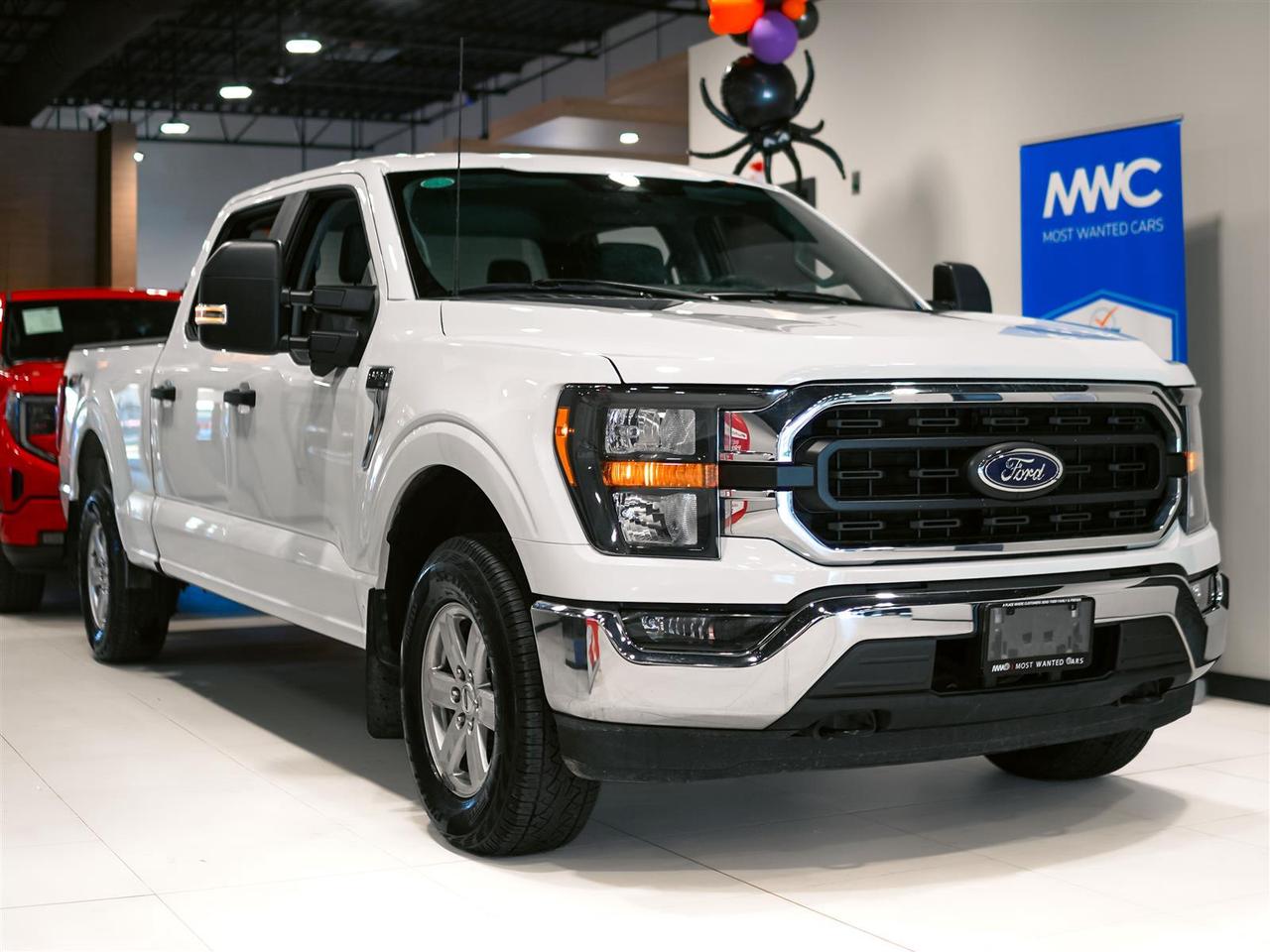 2023 Ford F-150 XLT CREW CAB | 4X4 | 300 A | 5.0 L V8 | 6.5 FT | NO ACCIDENTS Photo3