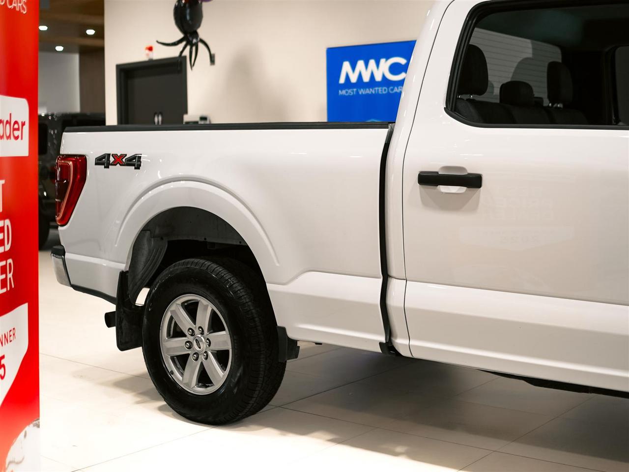 2023 Ford F-150 XLT CREW CAB | 4X4 | 300 A | 5.0 L V8 | 6.5 FT | NO ACCIDENTS Photo