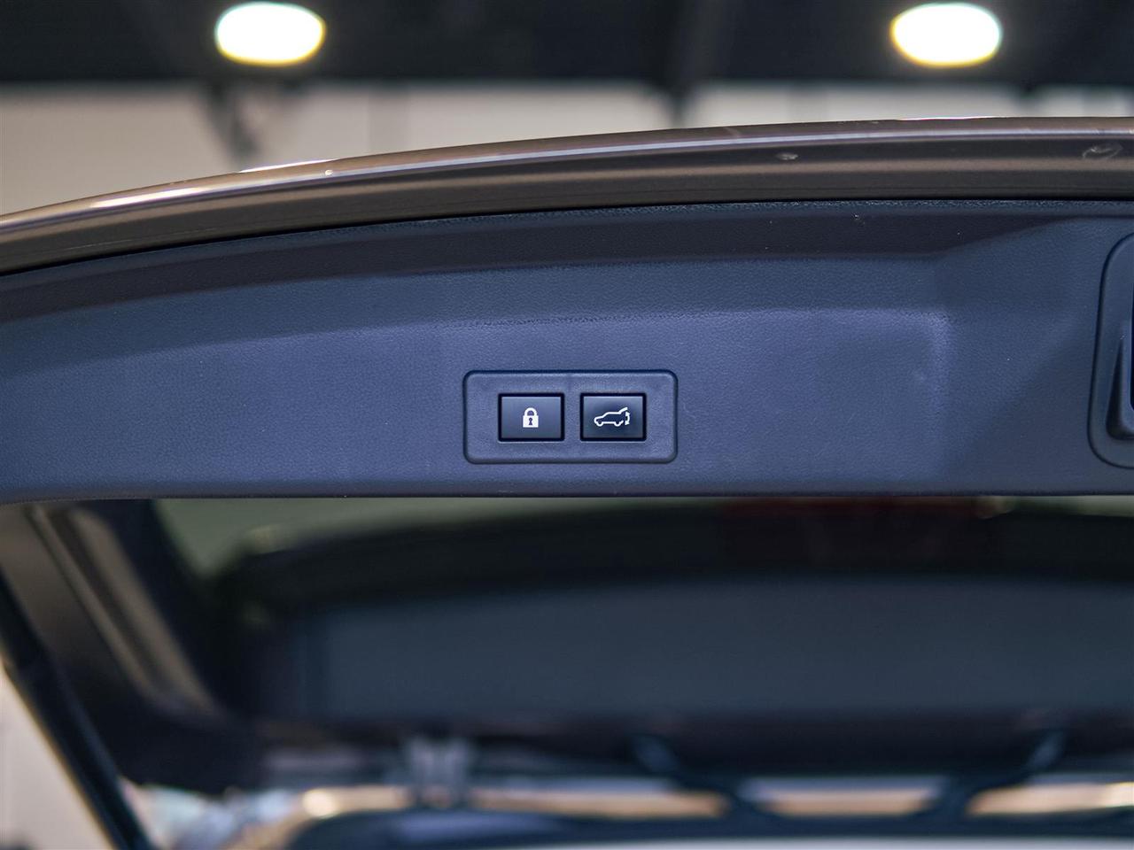 2022 Subaru ASCENT TOURING | SUNROOF | 7 PASS | NO ACCIDENTS Photo