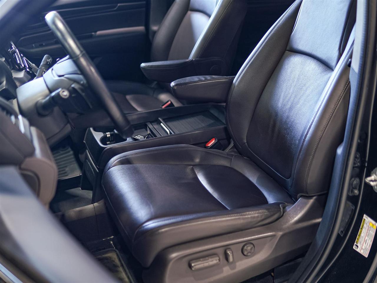 2019 Honda Odyssey EX-L NAVI | 8 PASS | LTHR | SUNROOF | NO ACCIDENTS Photo
