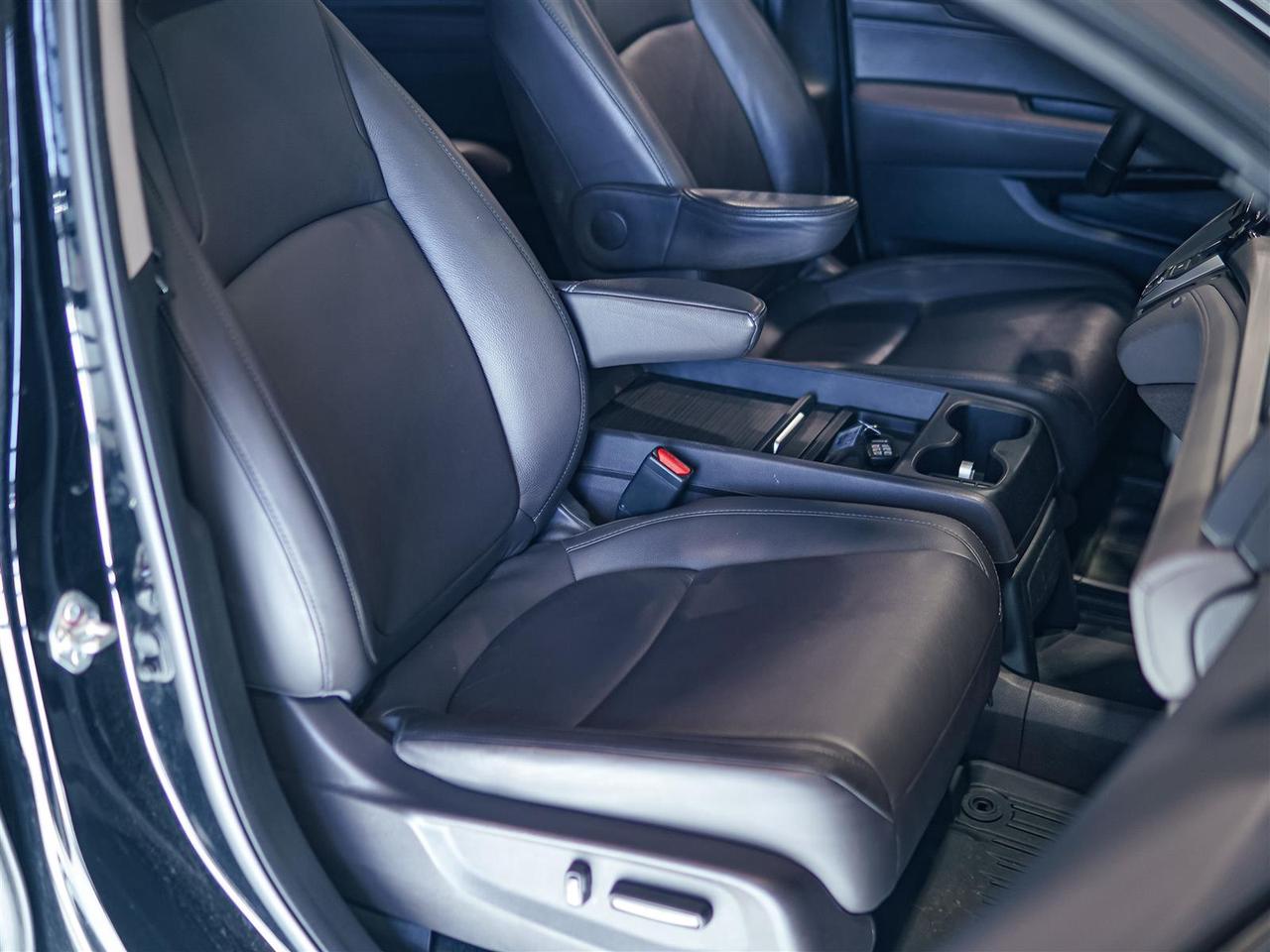 2019 Honda Odyssey EX-L NAVI | 8 PASS | LTHR | SUNROOF | NO ACCIDENTS Photo