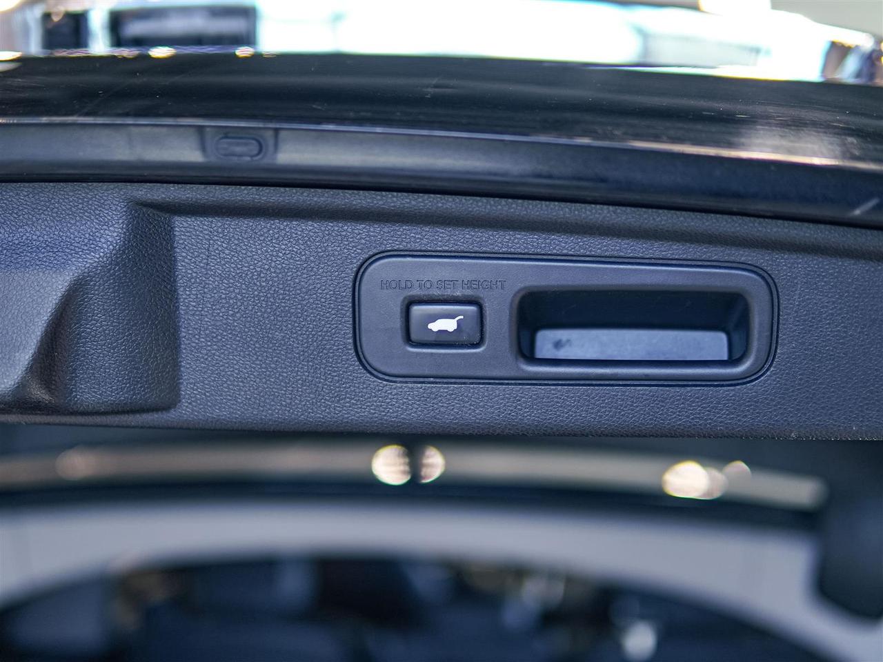 2019 Honda Odyssey EX-L NAVI | 8 PASS | LTHR | SUNROOF | NO ACCIDENTS Photo