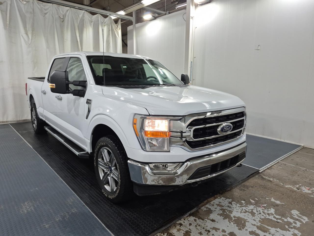 2022 Ford F-150 SUPERCREW XLT | 4X4 | 3.5 L 6 CYL | 6.5 FT | NO ACCIDENTS Photo