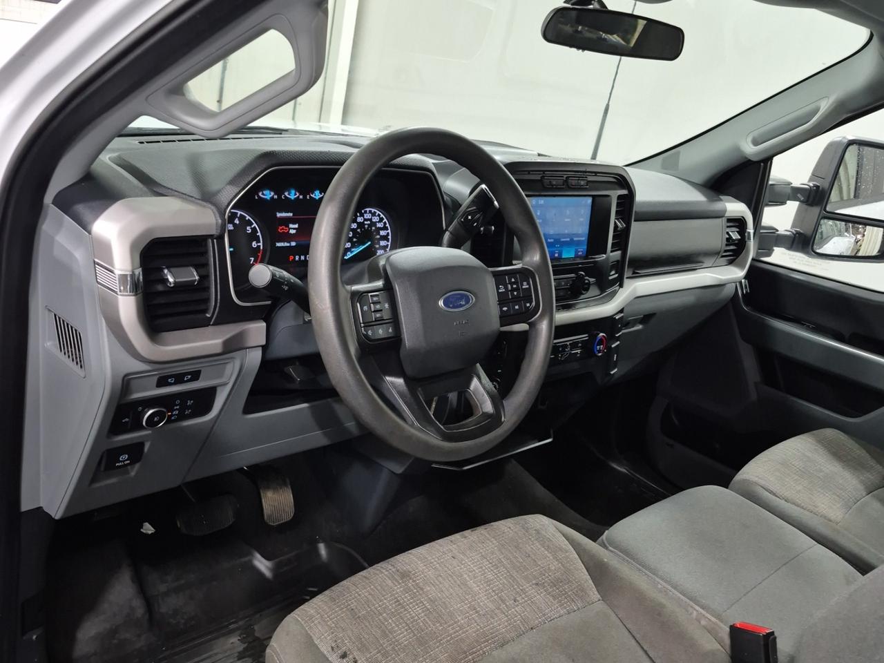 2022 Ford F-150 SUPERCREW XLT | 4X4 | 3.5 L 6 CYL | 6.5 FT | NO ACCIDENTS Photo