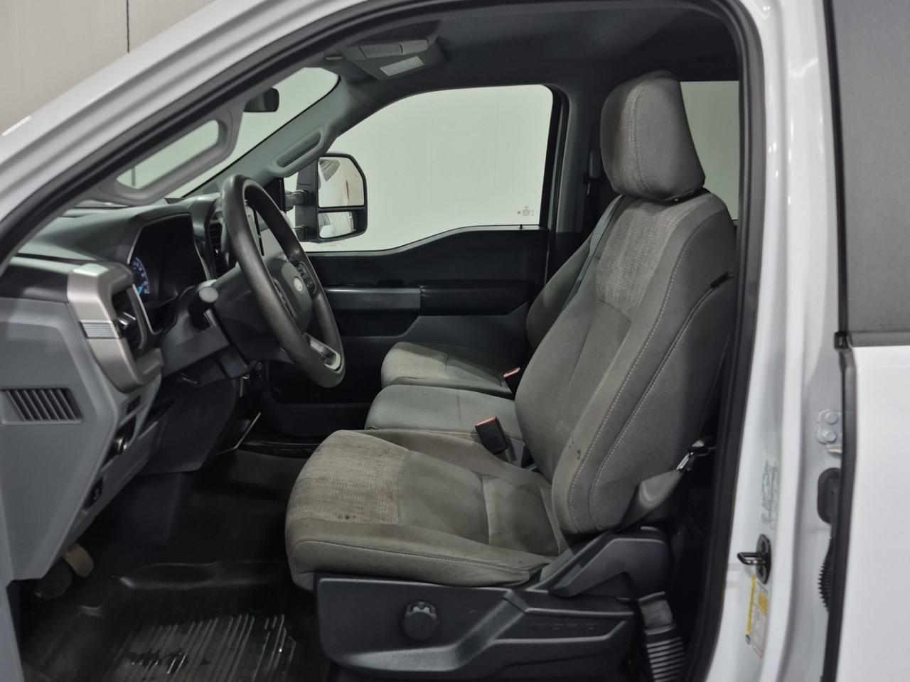 2022 Ford F-150 SUPERCREW XLT | 4X4 | 3.5 L 6 CYL | 6.5 FT | NO ACCIDENTS Photo