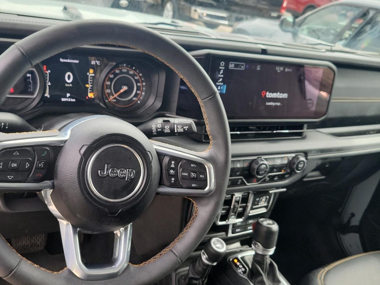2024 Jeep Wrangler SAHARA 4X4 | LEATHER | TECH PKG | SAFETY PKG | TOW PKG | NO ACCIDENTS Photo