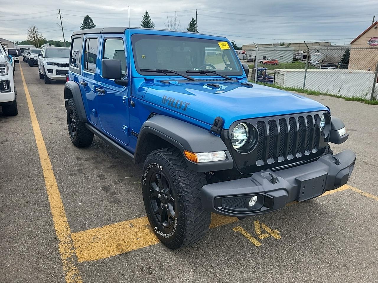 2023 Jeep Wrangler WILLYS 3.6L 4X4 | PREF + NAV + SOUND + TECH + COLD PKG Photo2