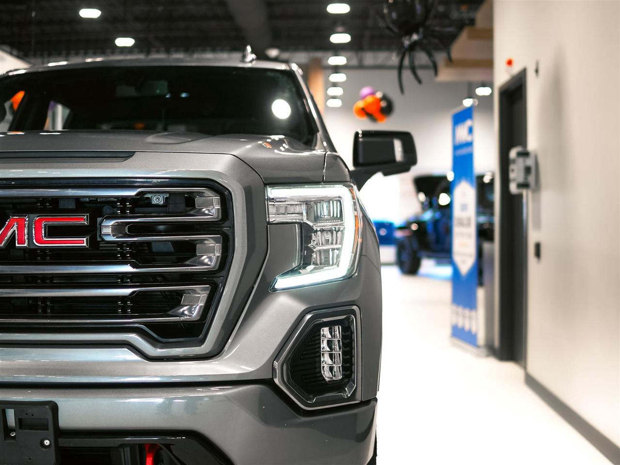 2021 GMC Sierra 1500 AT4 | PREM PKG | LTHR | ROOF | 3.0 L DIESEL | NO ACCIDENTS Photo
