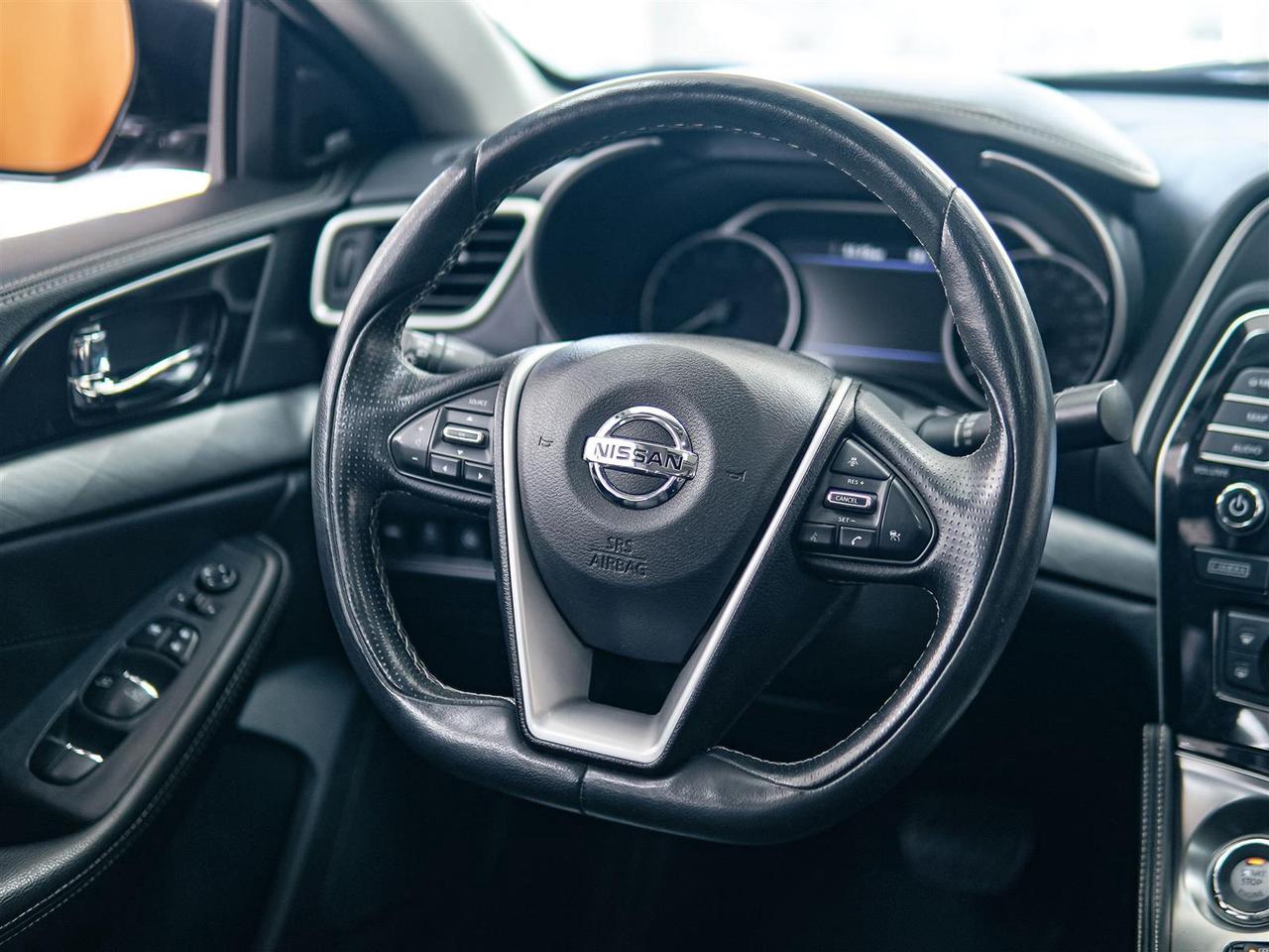 2018 Nissan Maxima SL | LEATHER | DUAL ROOF | HTD STEERING | NO ACCIDENTS Photo