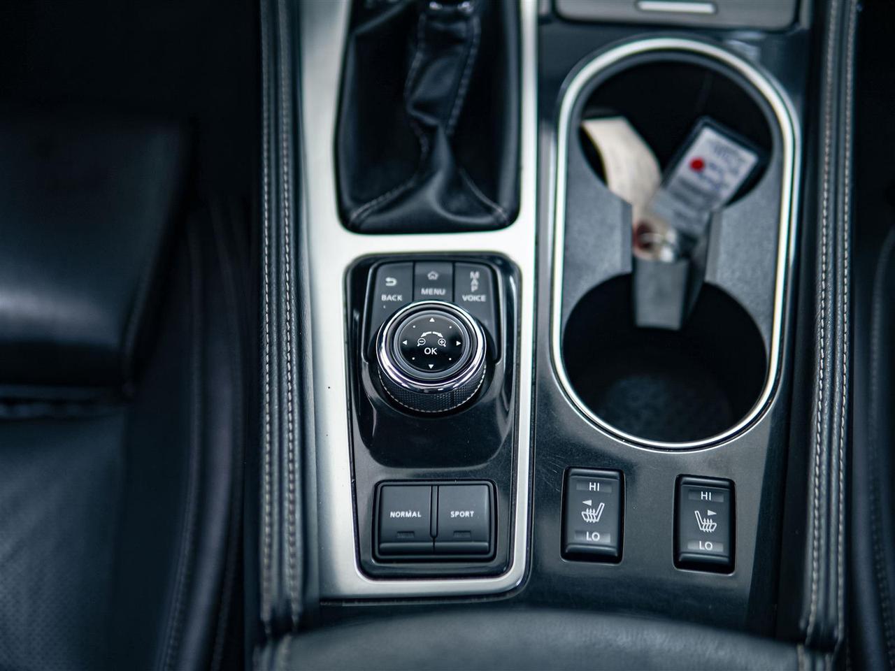 2018 Nissan Maxima SL | LEATHER | DUAL ROOF | HTD STEERING | NO ACCIDENTS Photo