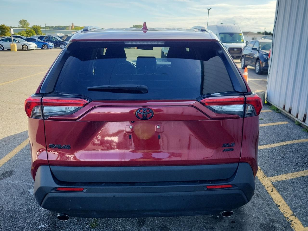 2023 Toyota RAV4 XLE AWD | TOYOTA SERVICED | NO ACCIDENTS Photo