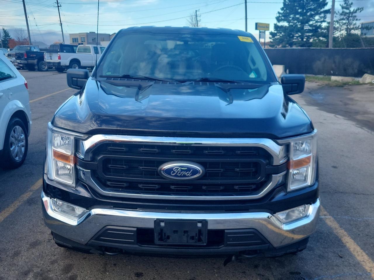 2022 Ford F-150 XLT 3.3L V6 4X4 CREW | 5.5 FT | NO ACCIDENTS Photo