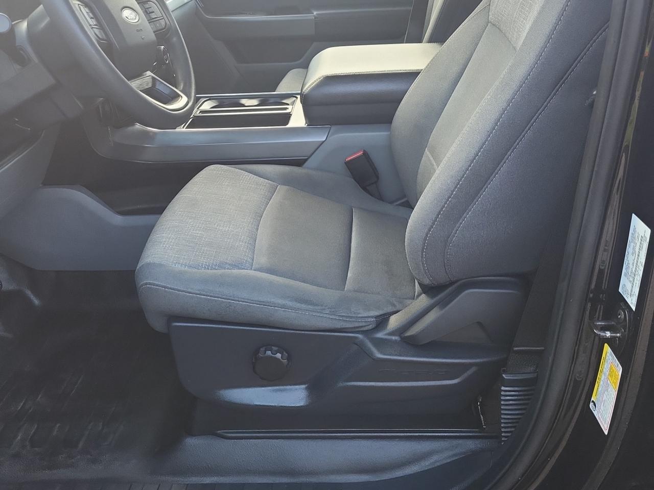 2022 Ford F-150 XLT 3.3L V6 4X4 CREW | 5.5 FT | NO ACCIDENTS Photo