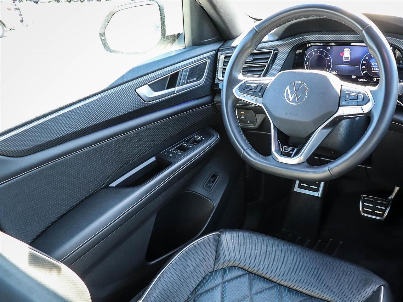 2025 Volkswagen Atlas Cross Sport Execline Photo