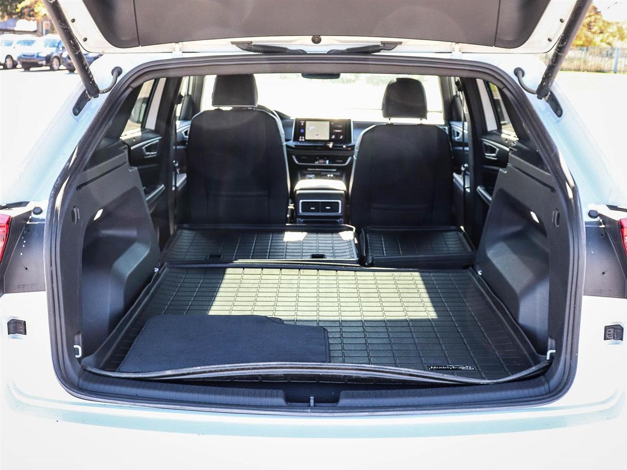 2025 Volkswagen Atlas Cross Sport Execline Photo