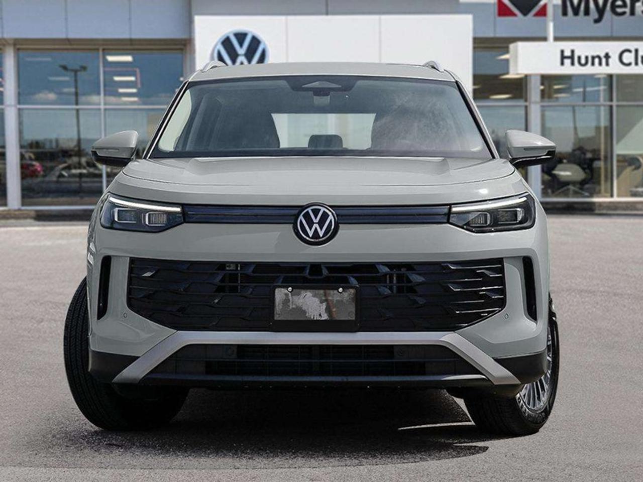 2026 Volkswagen Tiguan Comfortline  - Power Liftgate Photo1