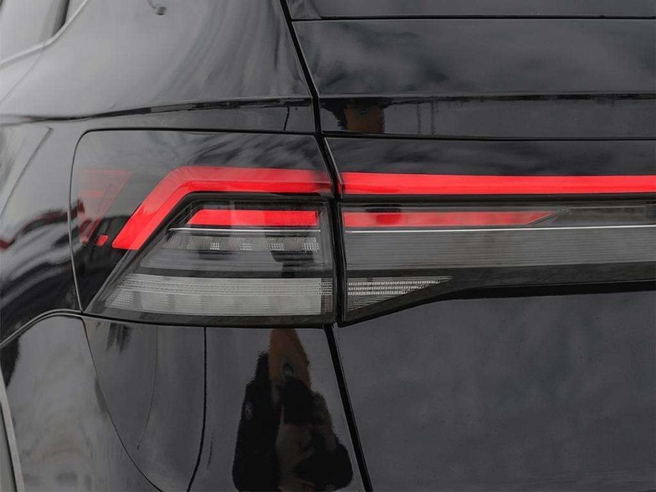 2027 Volkswagen Taos Comfortline 4Motion Photo
