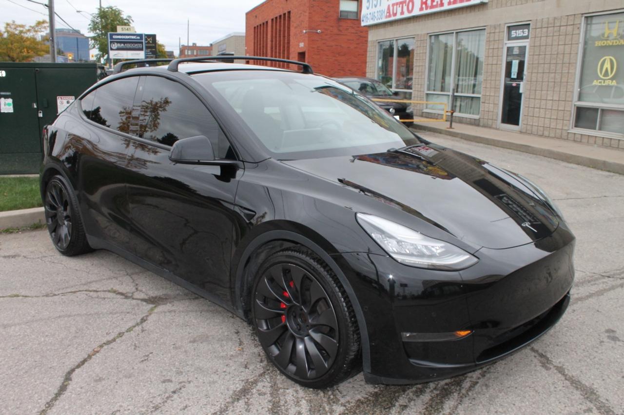 2020 Tesla Model Y PERFORMANCE Photo
