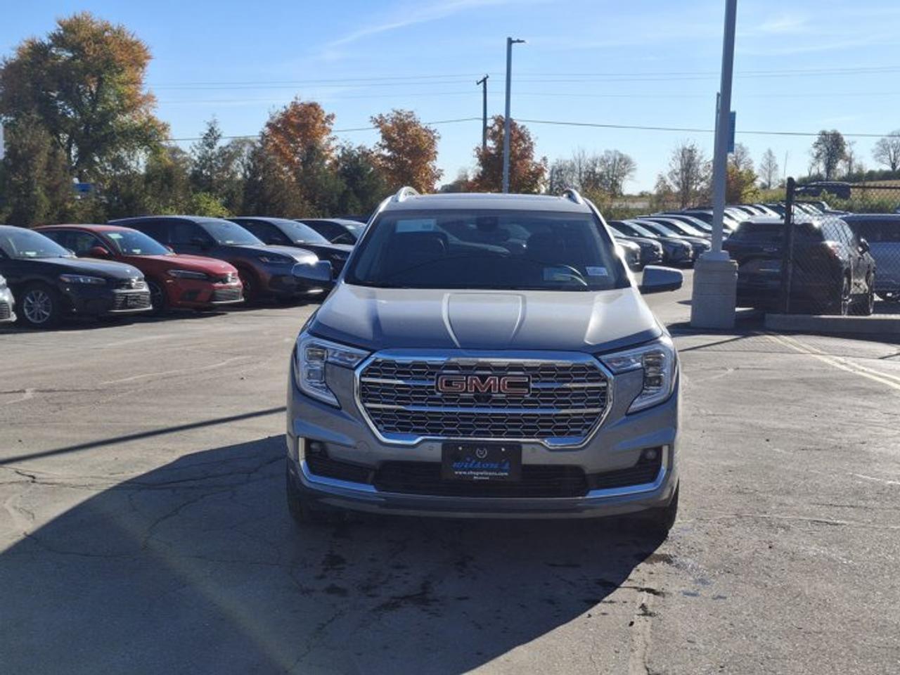 2024 GMC Terrain Denali AWD | Leather | Pano Roof | Heated Seats + Steering | Bose Audio | Remote Start | and More ! Photo