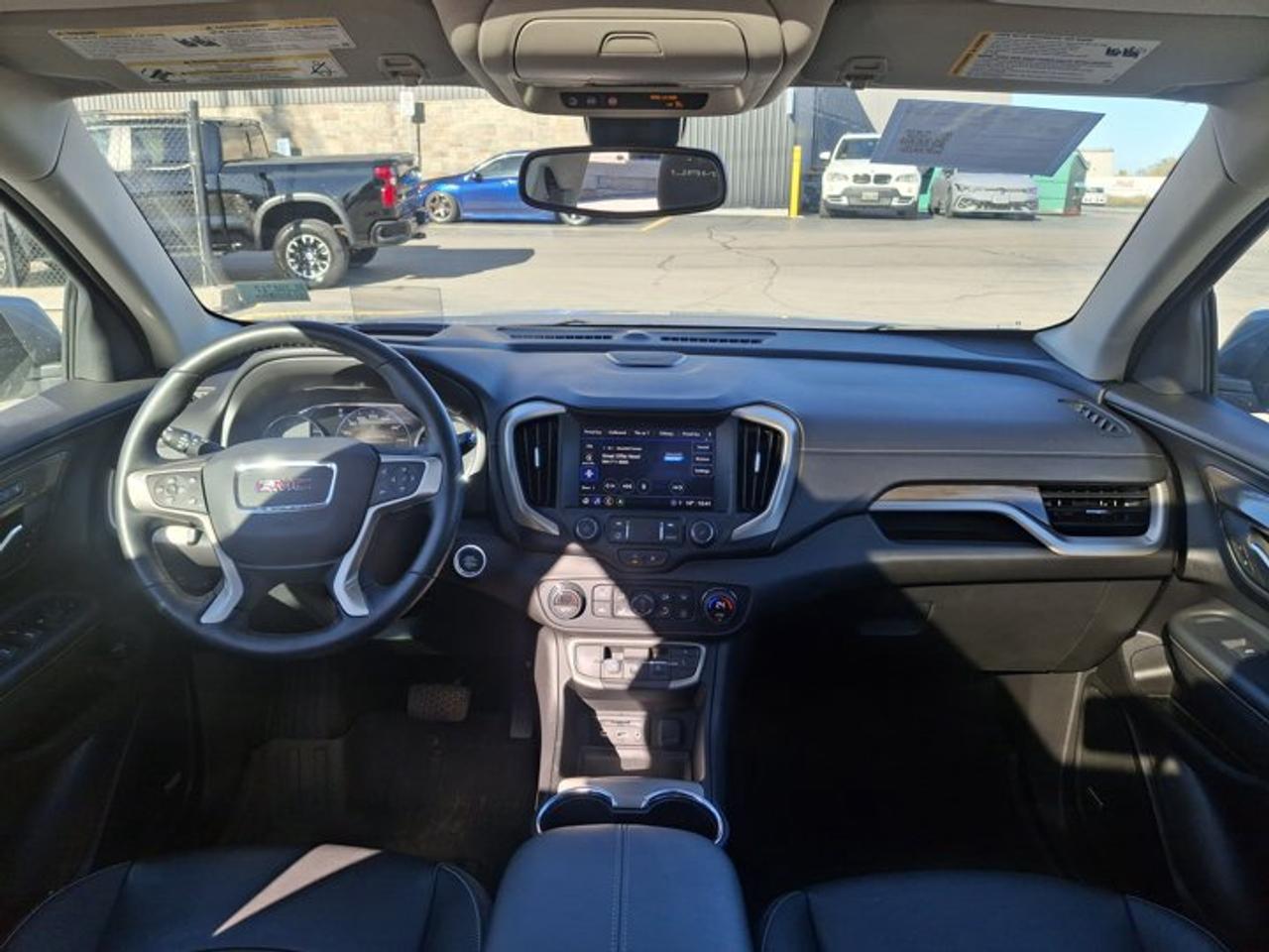 2024 GMC Terrain Denali AWD | Leather | Pano Roof | Heated Seats + Steering | Bose Audio | Remote Start | and More ! Photo