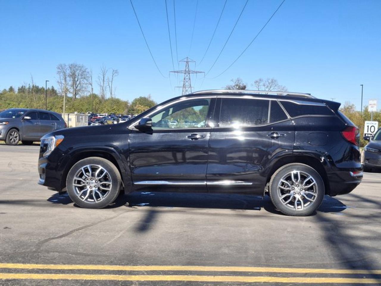 2022 GMC Terrain Denali AWD | Leather | Sunroof | Nav | HUD | 360 Camera | Adaptive Cruise | Remote Start and More ! Photo1