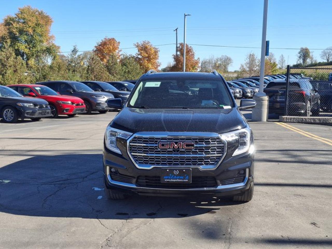2022 GMC Terrain Denali AWD | Leather | Sunroof | Nav | HUD | 360 Camera | Adaptive Cruise | Remote Start and More ! Photo